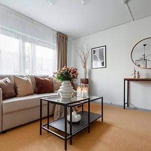  Appartement Simple In Trendy Soedermalm - Construction Work